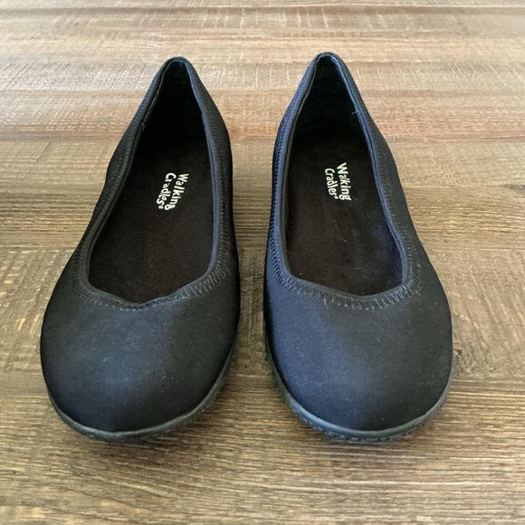 Walking Cradles Shoes - Walking Cradles Women's Classic Black Ballet Round Toe Flats